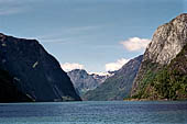 Norvegia, la regione dei fiordi, vedute durante la gita in battello lungo l'Aurlandsfjord e il Noeroyfjord. 